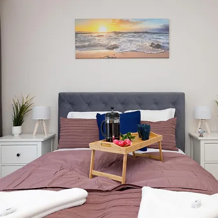 Klifowa Premium With Spa, Fitness & Kids Club By Renters 레왈