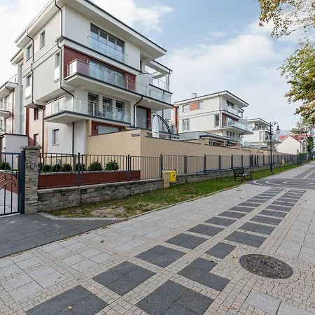 Klifowa Premium With Spa, Fitness & Kids Club By Renters 레왈