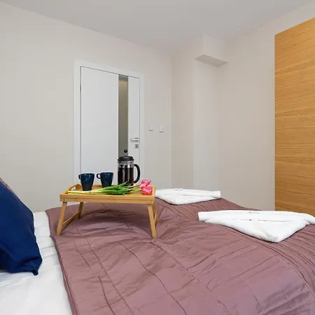 Klifowa Premium With Spa, Fitness & Kids Club By Renters 아파트 *