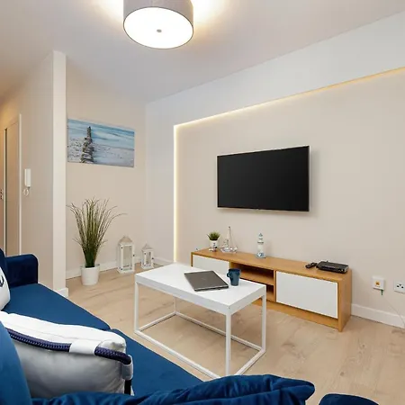 아파트 Klifowa Premium With Spa, Fitness & Kids Club By Renters 레왈