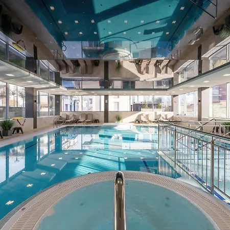 아파트 Klifowa Premium With Spa, Fitness & Kids Club By Renters *